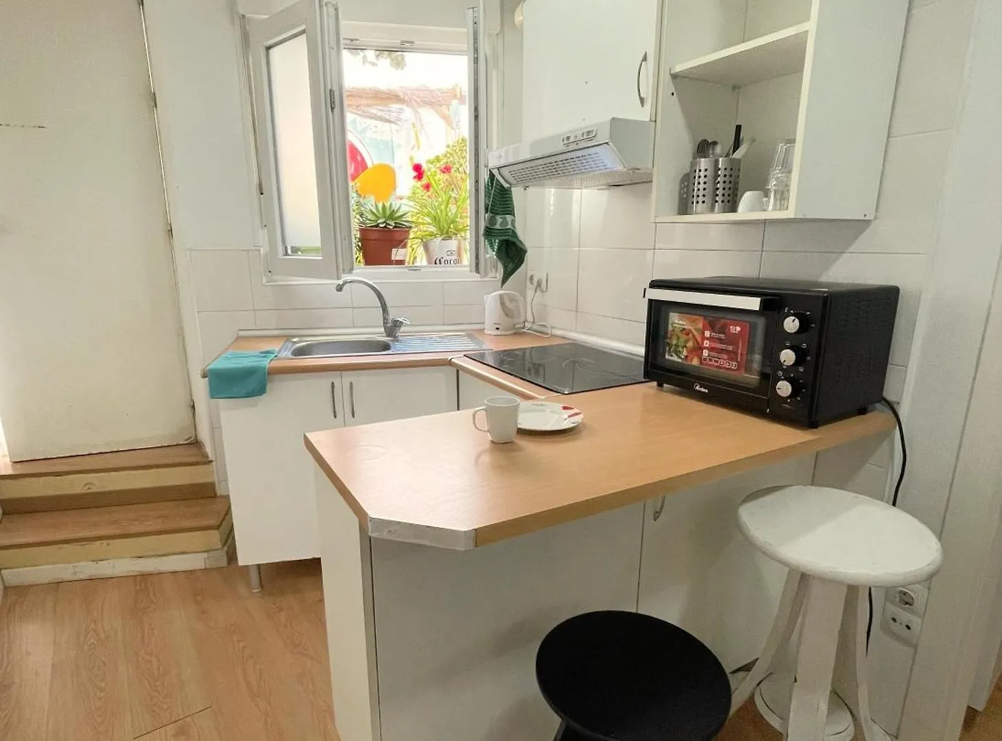 Rosa De Los Vientos: Estudios Cadiz Apartment